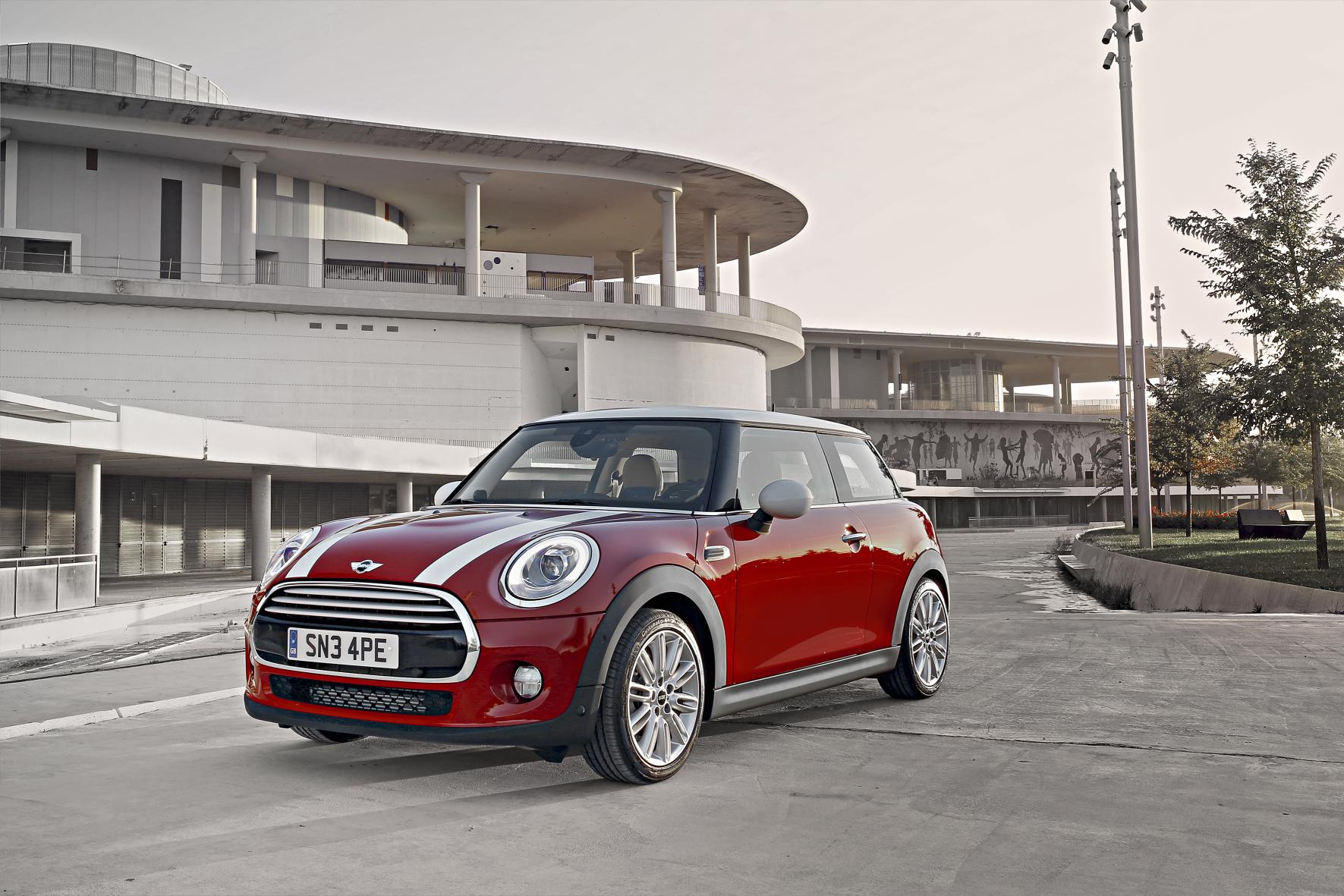 2014 mini cooper car review