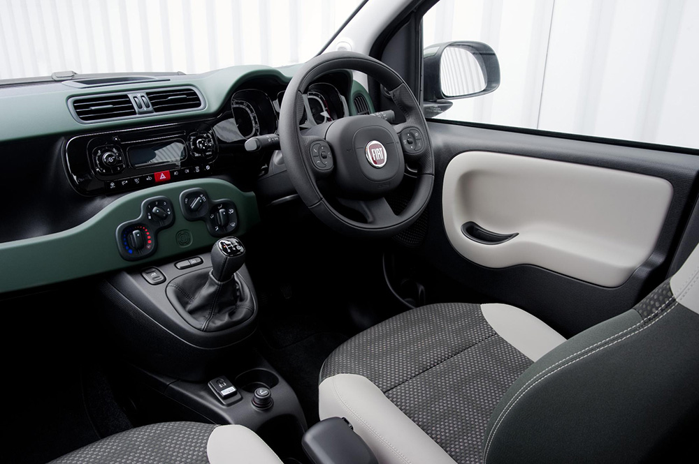 Fiat Panda 4x4 interior