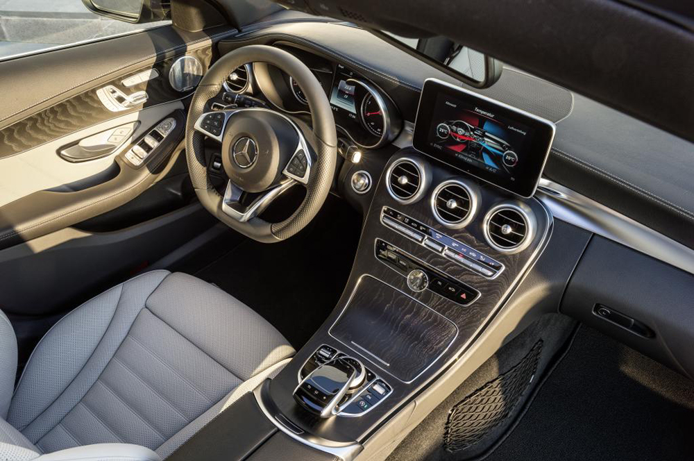 c class interior resized