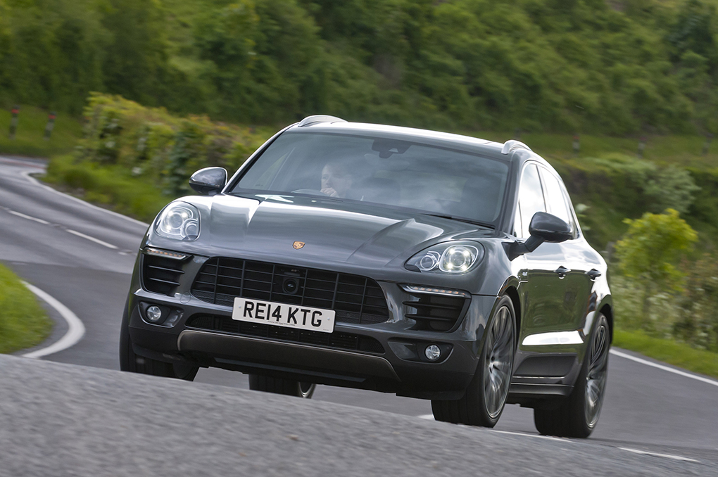 Porsche Macan Diesel  2014 front cornering