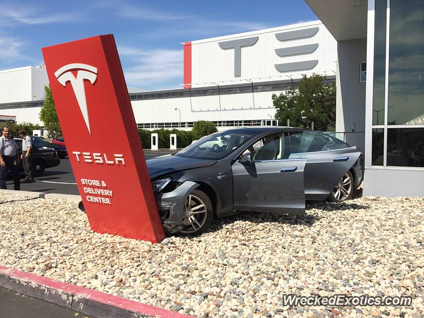 Tesla crash