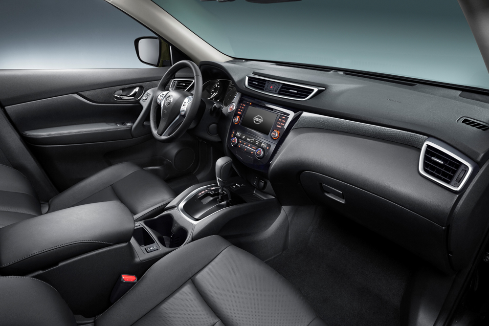 2014 Nissan X-Trail interior