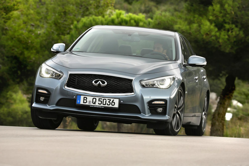 Infiniti Q50 cornering