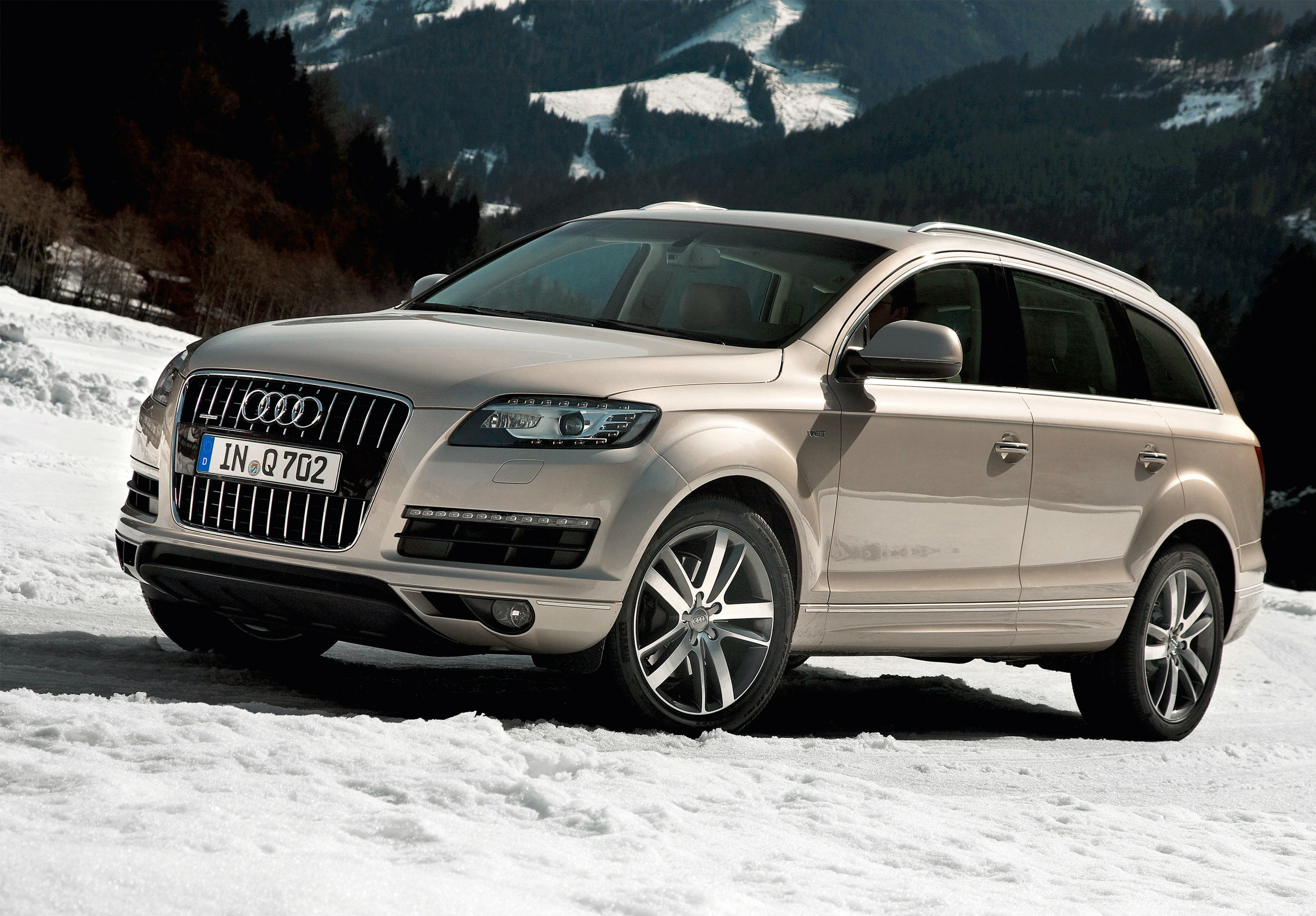 Audi Q7 seven seat SUV