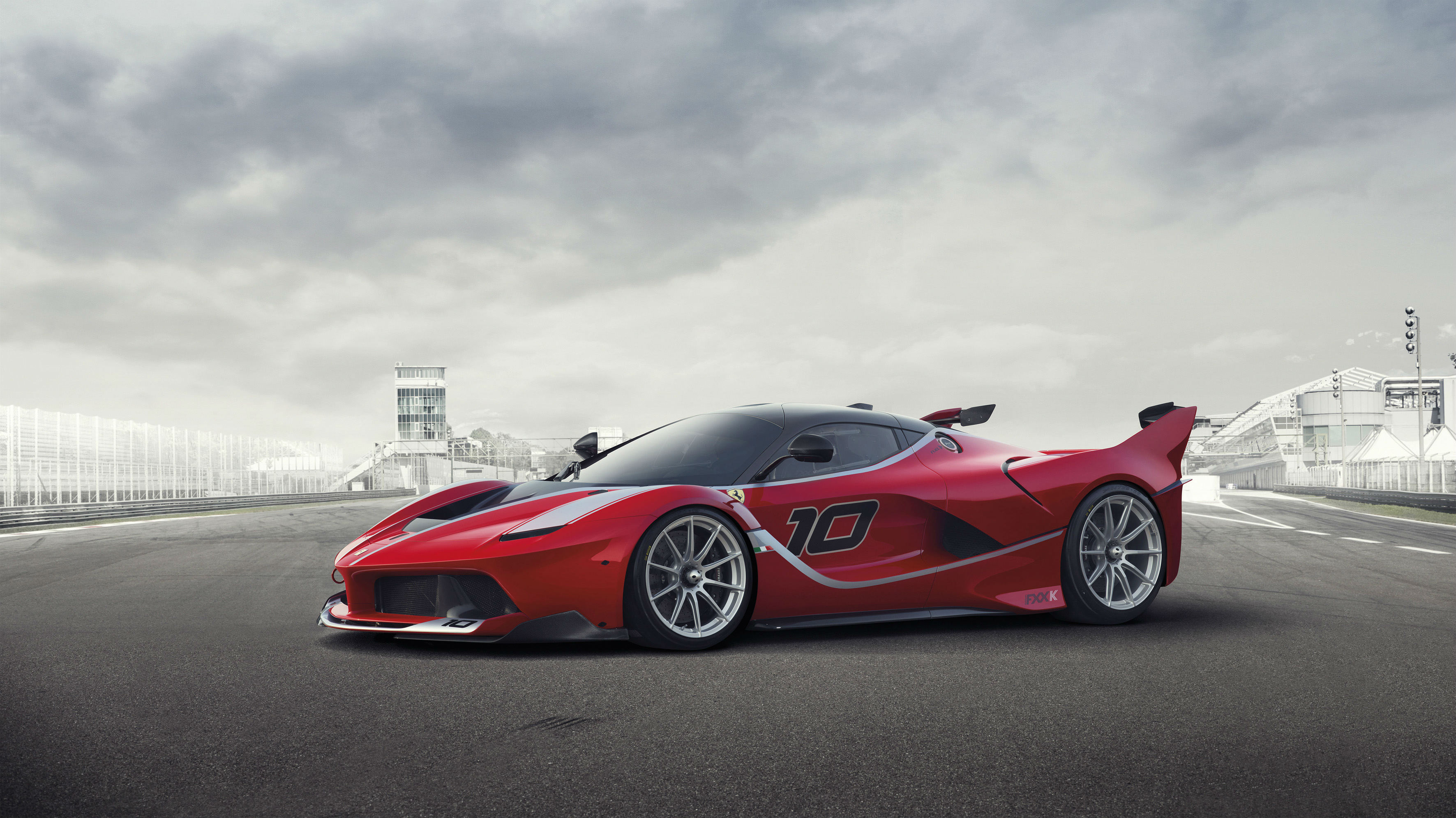 Ferrari FXX K front view doors closed