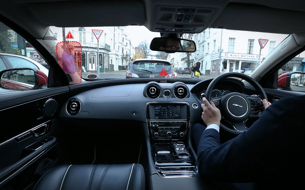 JLR see-through windscreen pillar