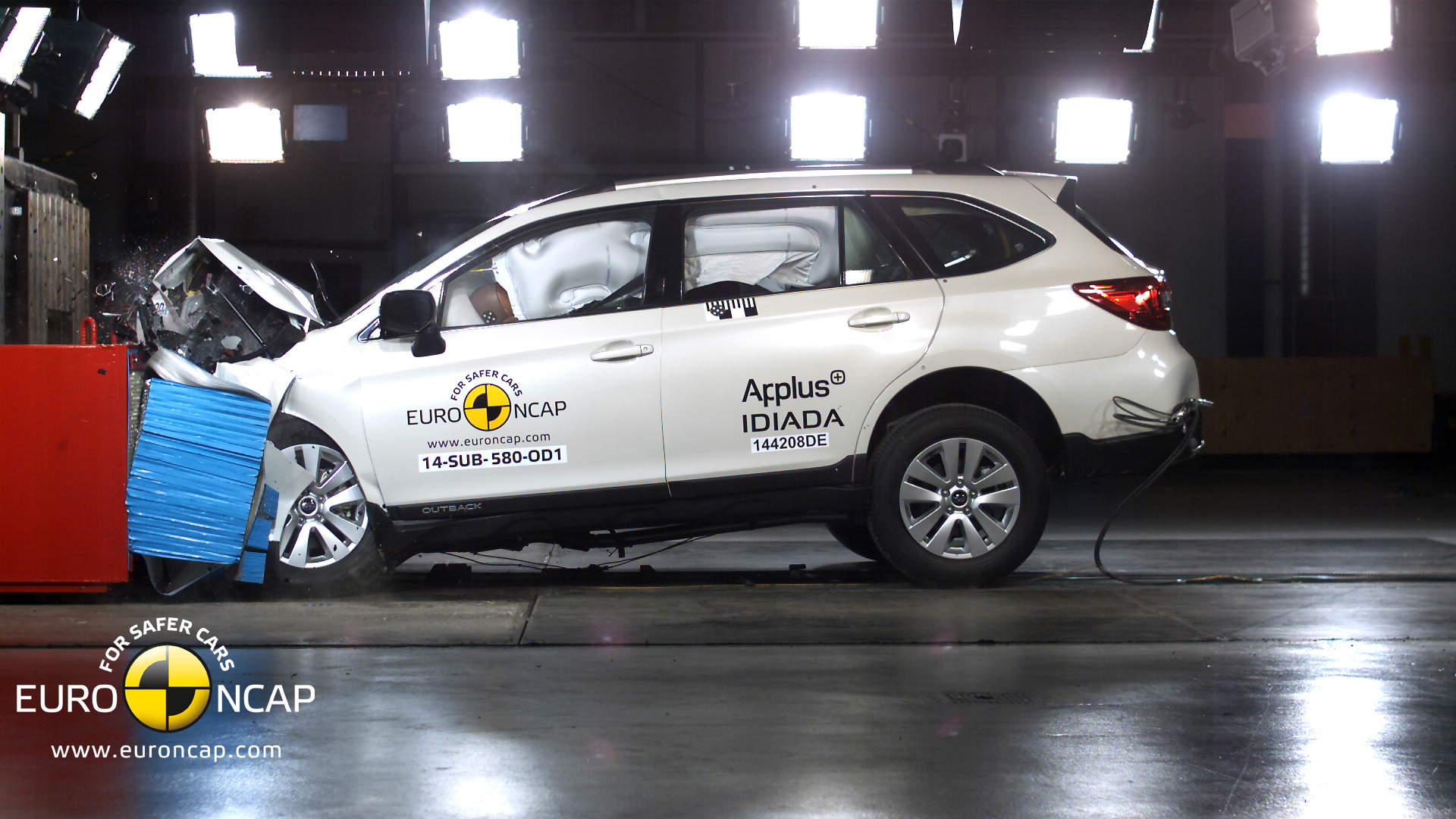 Subaru Outback crash test