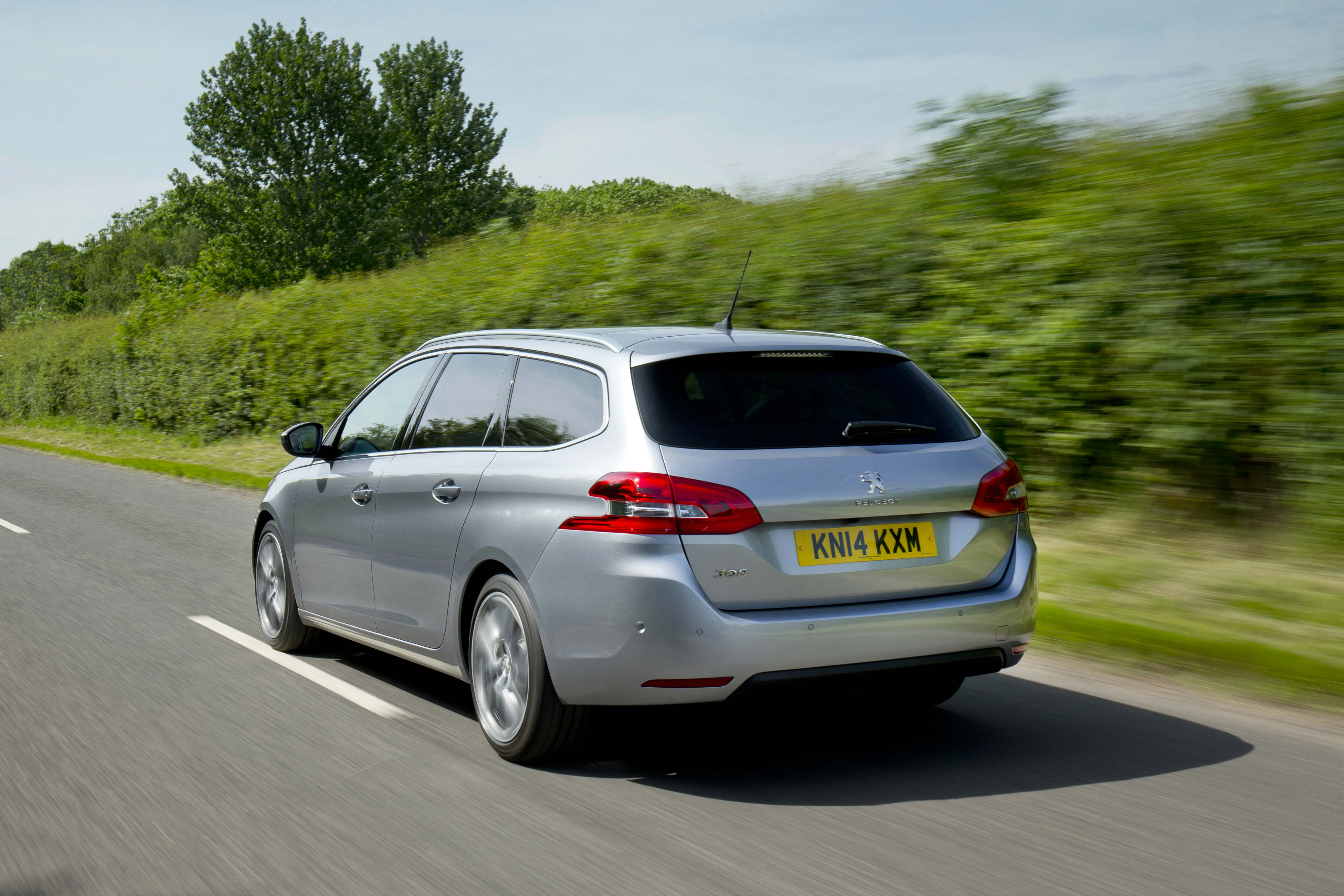 Peugeot 308 SW has a 660-litre boot