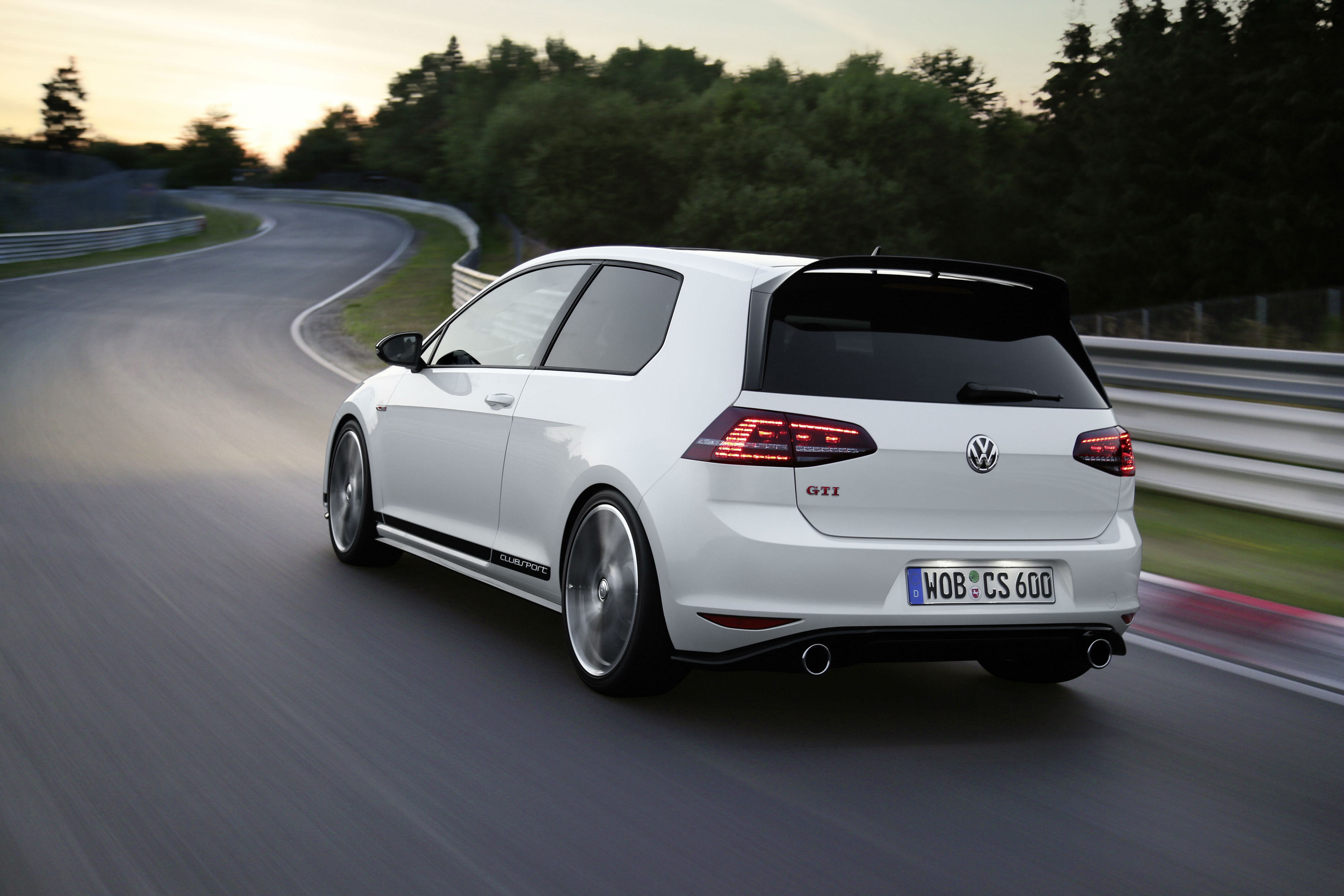 Volkswagen Golf GTI Clubsport 2016 boasts up to 286bhp 