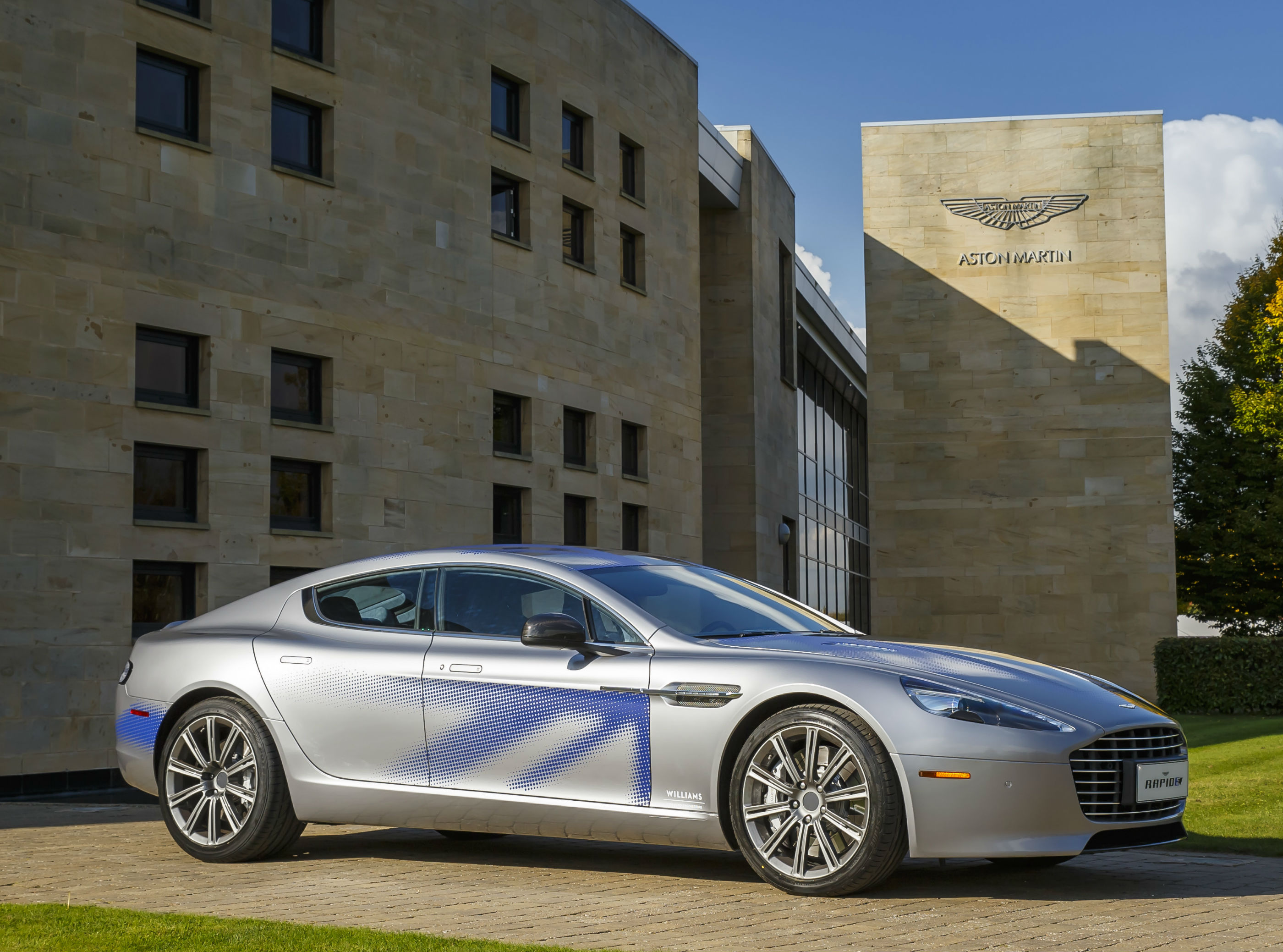 Aston Martin RapidE 