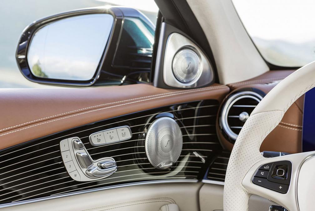 New 2016 Mercedes-Benz E-class official pictures of the interior