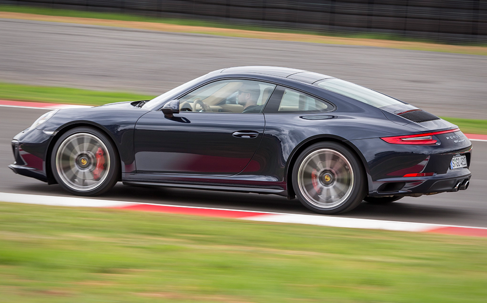 2016 Porsche 911 Carrera 4S review