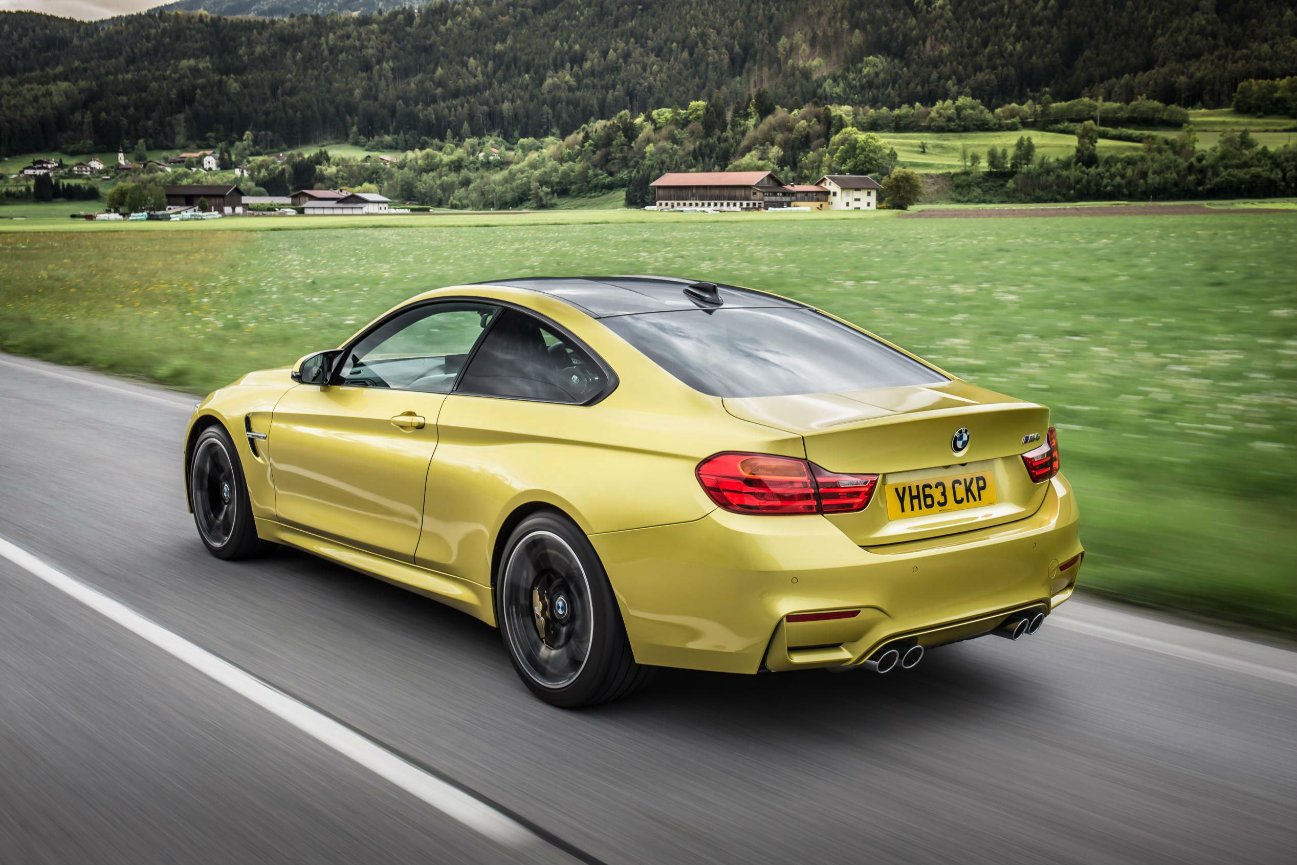 Wild pony takes on Munich muscle: 2016 Ford Mustang 5.0 V8 GT Fastback vs BMW M4