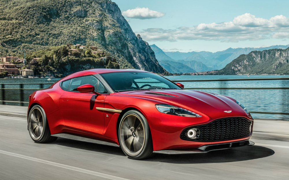 <div class="carousel_wrapper"><ul class="bx-carousel js-carousel"><li><img src="https://www.uat-driving.co.uk/wp-content/uploads/sites/5/2016/06/1206672_Vanquish-Zagato_08.jpg" /></li><li><img src="https://www.uat-driving.co.uk/wp-content/uploads/sites/5/2016/06/1206644_Vanquish-Zagato_12.jpg" /></li><li><img src="https://www.uat-driving.co.uk/wp-content/uploads/sites/5/2016/06/1206641_Vanquish-Zagato_14.jpg" /></li><li><img src="https://www.uat-driving.co.uk/wp-content/uploads/sites/5/2016/06/1206652_Vanquish-Zagato_16.jpg" /></li><li><img src="https://www.uat-driving.co.uk/wp-content/uploads/sites/5/2016/06/1206631_Vanquish-Zagato_09.jpg" /></li></ul></div>