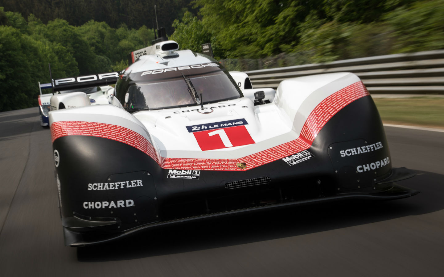 Porsche 919 Evo racing car Nurburgring record