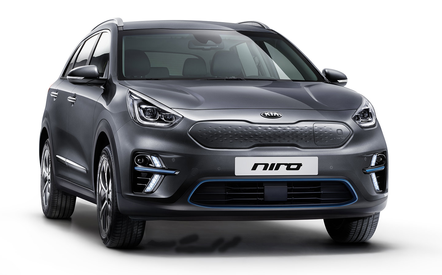 Kia confirms 301-mile range for e-Niro crossover