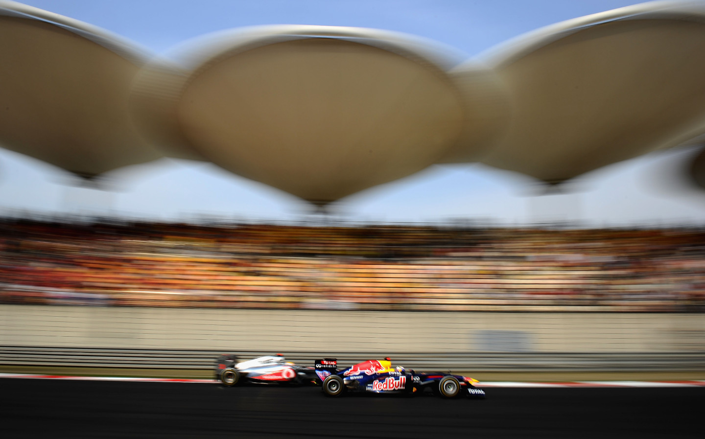 Lewis Hamilton and Sebastian Vettel at the 2011 Chinese Grand Prix