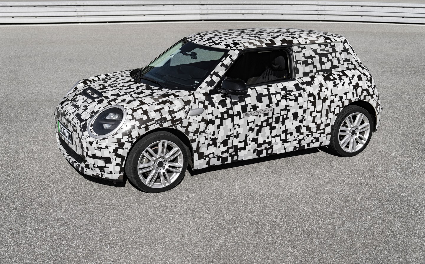 Prototype of the new-generation 2023 Mini Electric