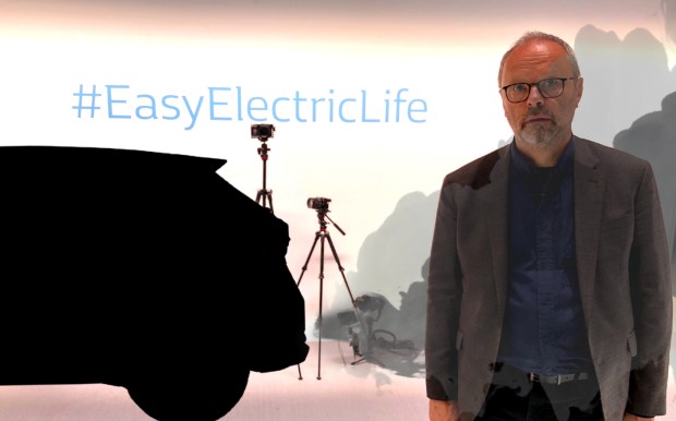 Robert Llewellyn my petrol car hell