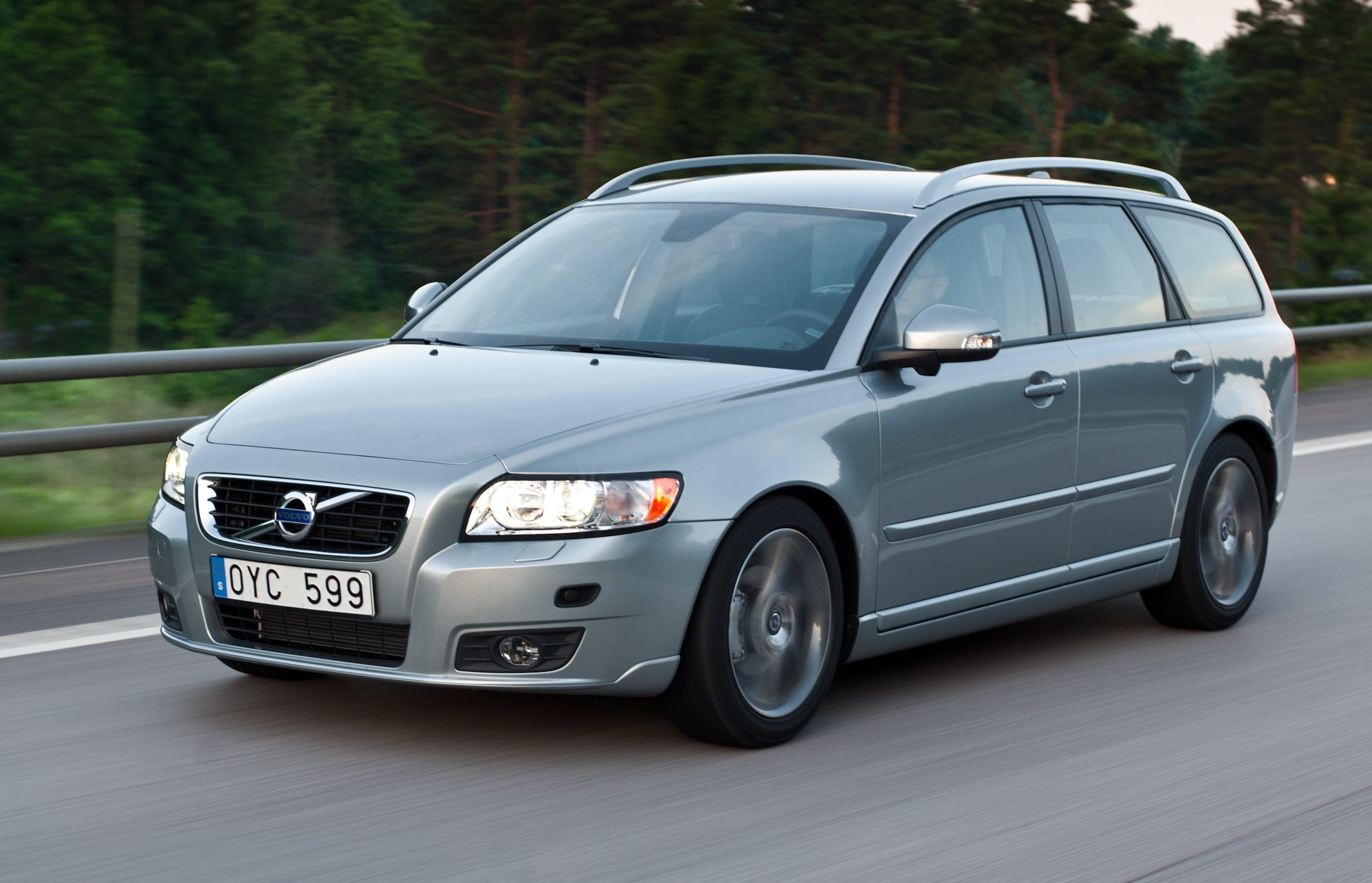 Volvo V50