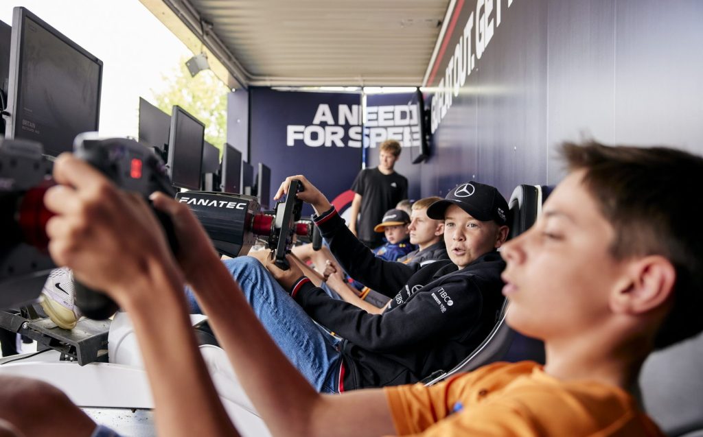 Racing-simulators-at-Silverstone-Festival