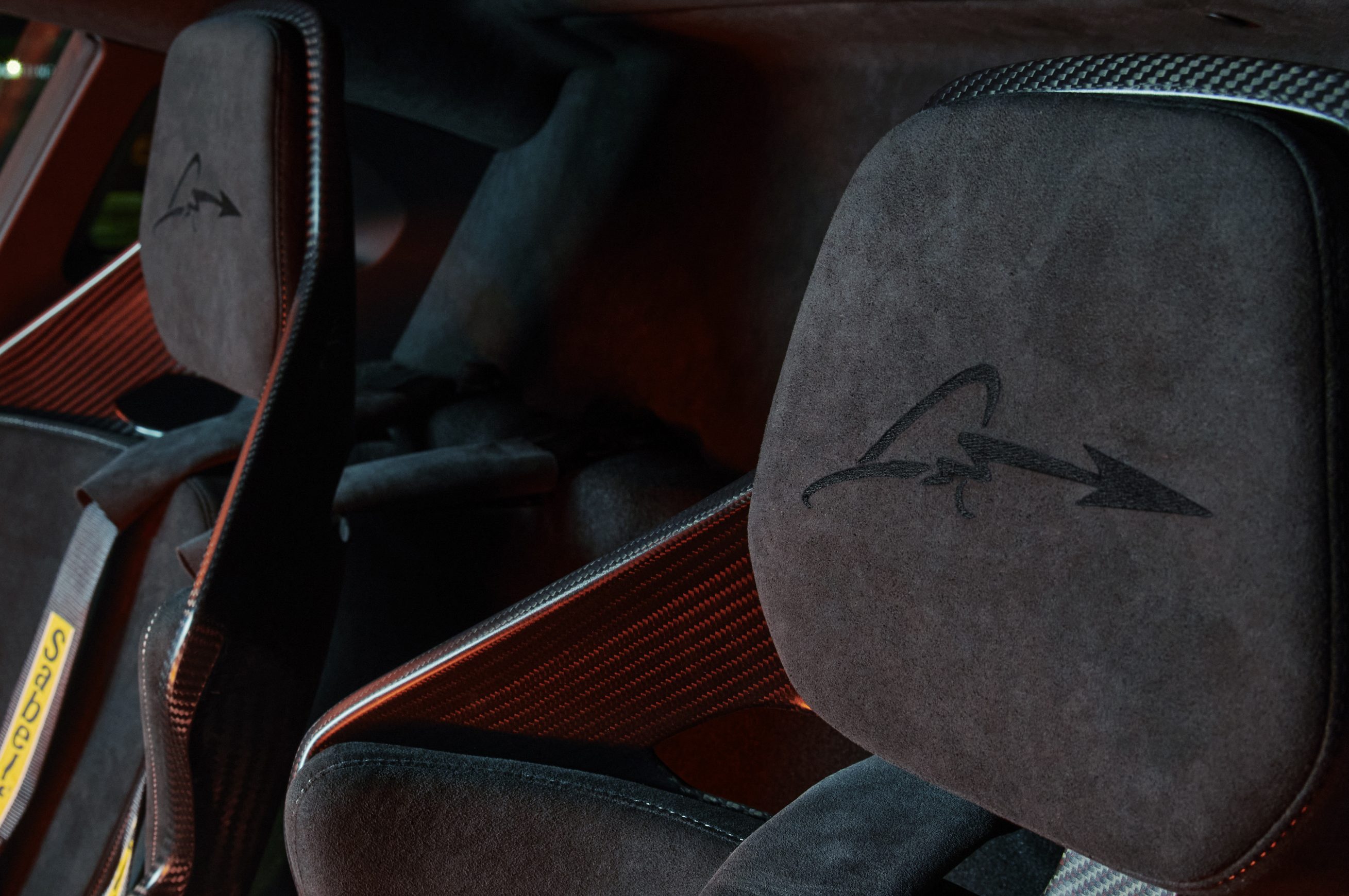 Alpine A110 R Fernando Alonso Edition seats