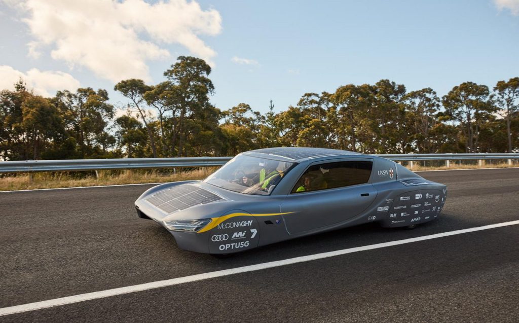 Sunswift 7 became the first electric car in the world to cover a distance of 1,000 kilometres in under 12 hours