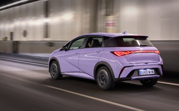 BYD Dolphin in a tunnel