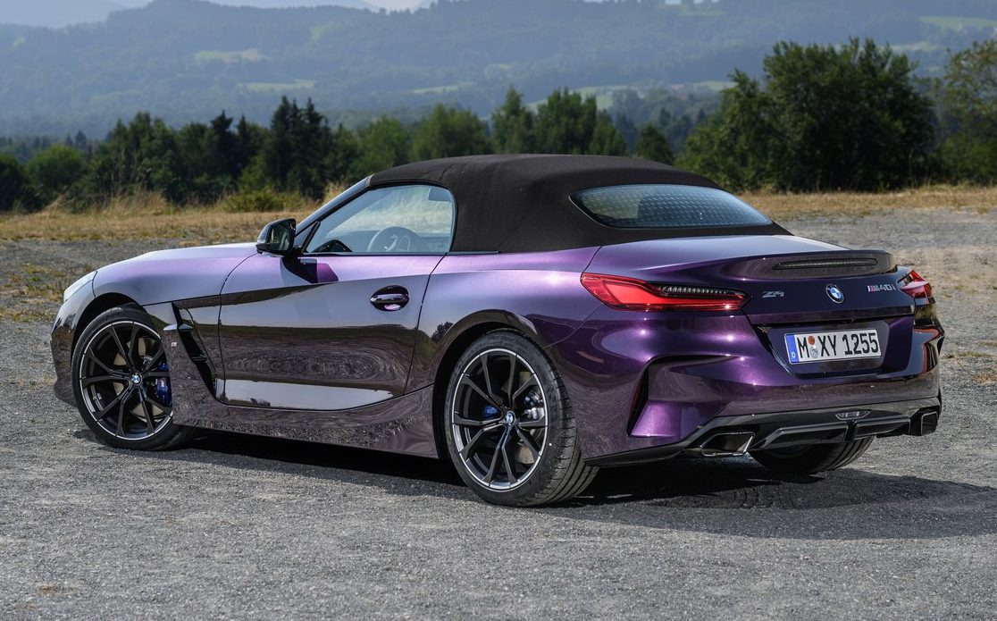 2023 BMW Z4 M40i in 'Thundernight Metallic'