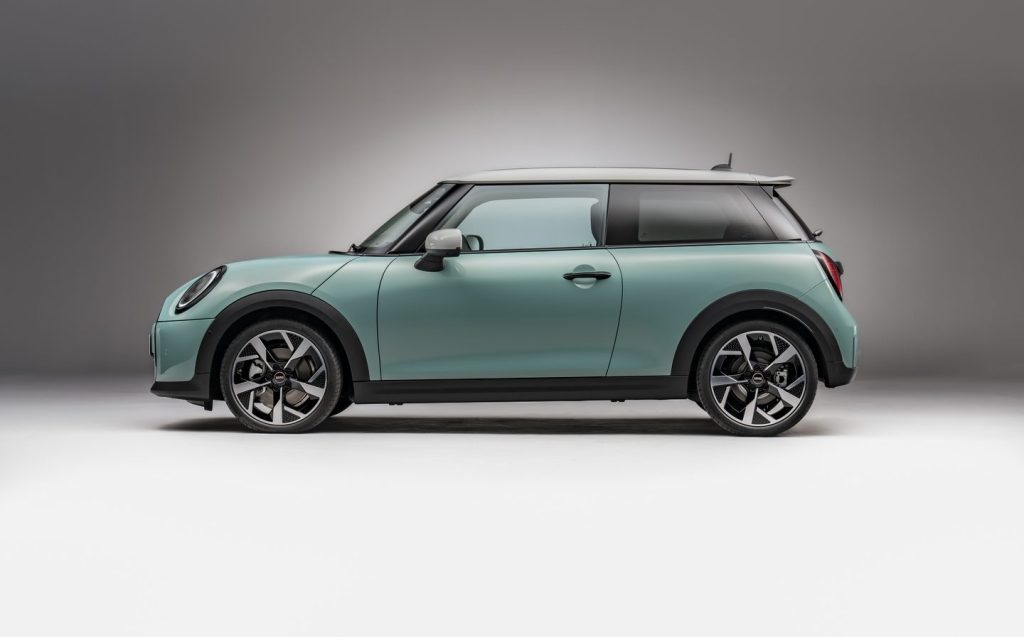 New petrol-fuelled Mini Cooper S