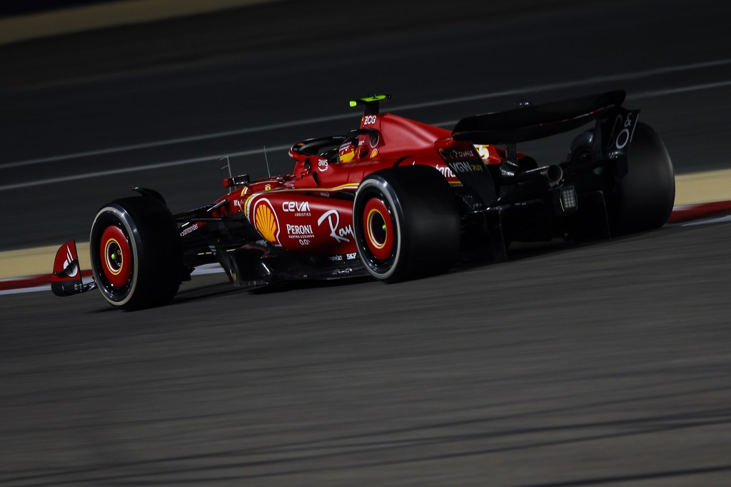 BAHRAIN, BAHRAIN - MARCH 02: Carlos Sainz of Spain driving (55) the Ferrari SF-24 on track during the F1 Grand Prix of Bahrain at Bahrain International Circuit on March 02, 2024 in Bahrain, Bahrain. (Photo by Eric Alonso/Getty Images )